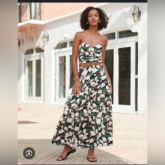 express strapless top